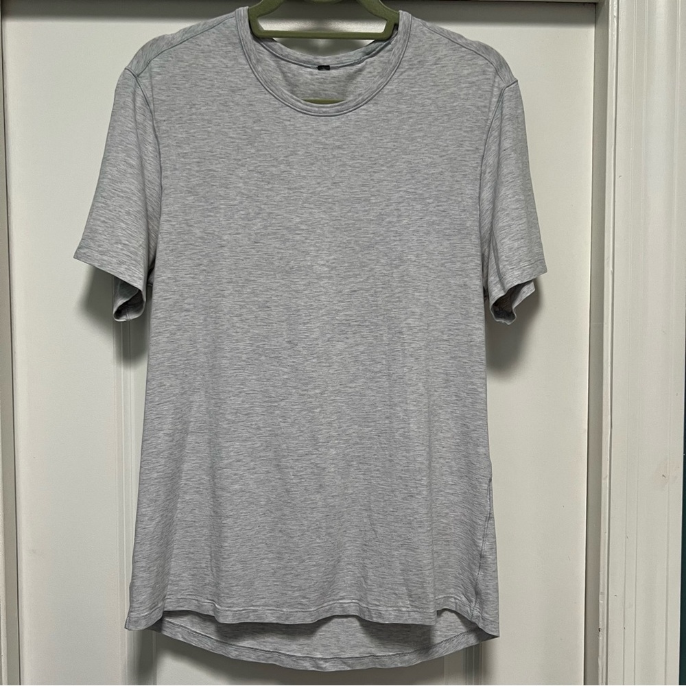 Lululemon Tee